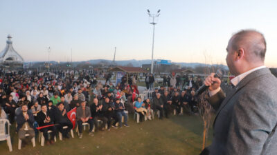 Erenler Mahallesi’nde gençlerle buluşan AK Parti Afyonkarahisar Belediye Başkan Adayı