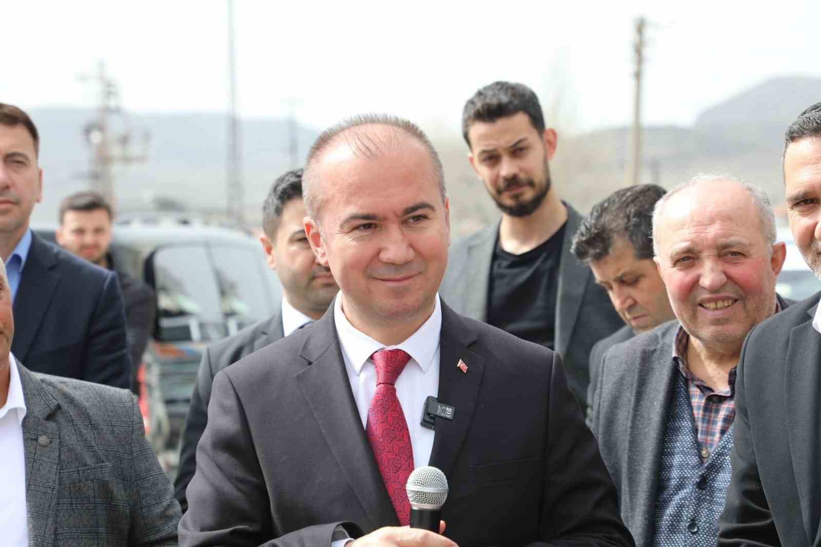 AK Parti Afyonkarahisar Belediye Başkan Adayı Hüseyin Ceylan Uluçay katıldığı