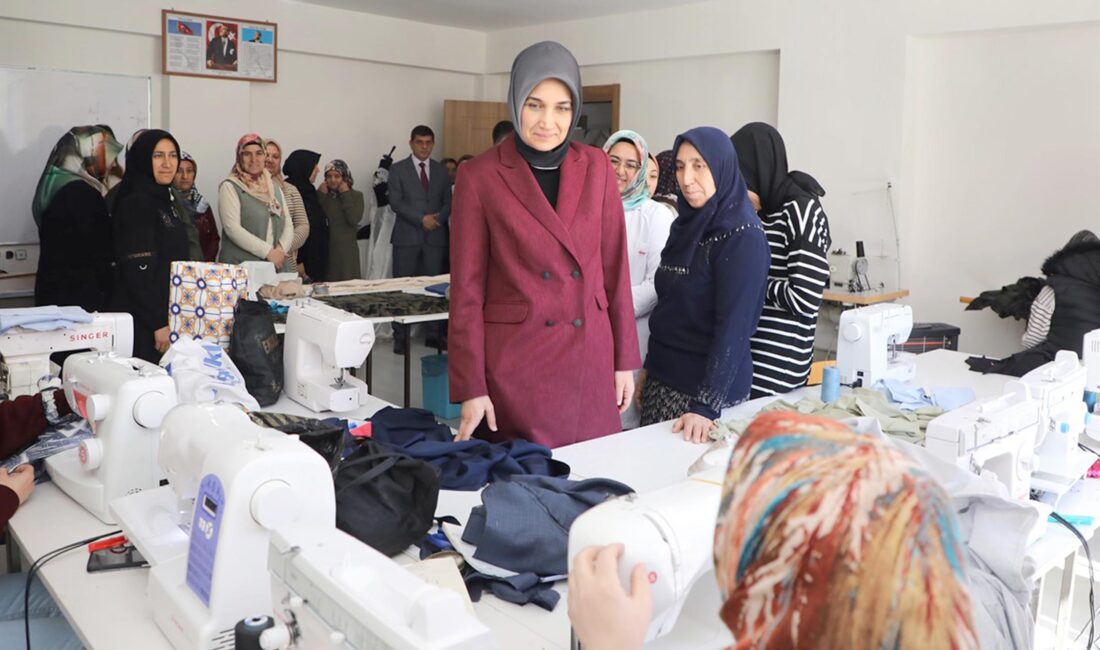 Vali Doç. Dr. Kübra Güran Yiğitbaşı, programları kapsamında Salar beldesinde