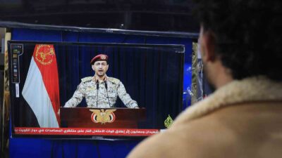 Yemen’deki İran destekli Husiler, Aden Körfezi ve Kızıldeniz’deki ABD gemilerine