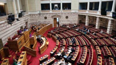 Yunanistan’da özel üniversitelerin açılmasına imkan tanıyacak yasa tasarısı, parlamentoda kabul