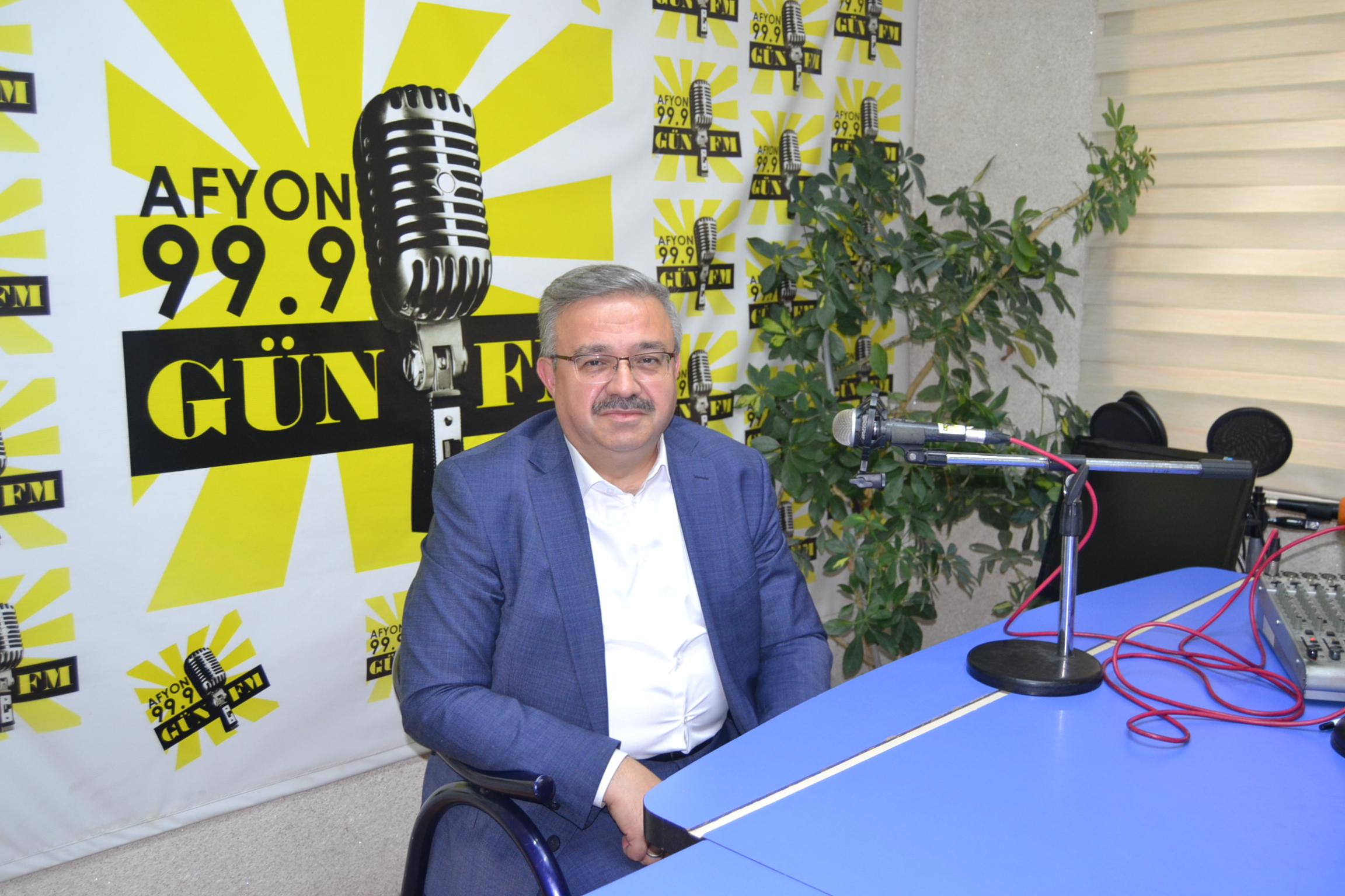 Gün Fm’e konuk olan AK Parti Afyonkarahisar Milletvekili İbrahim Yurdunuseven,