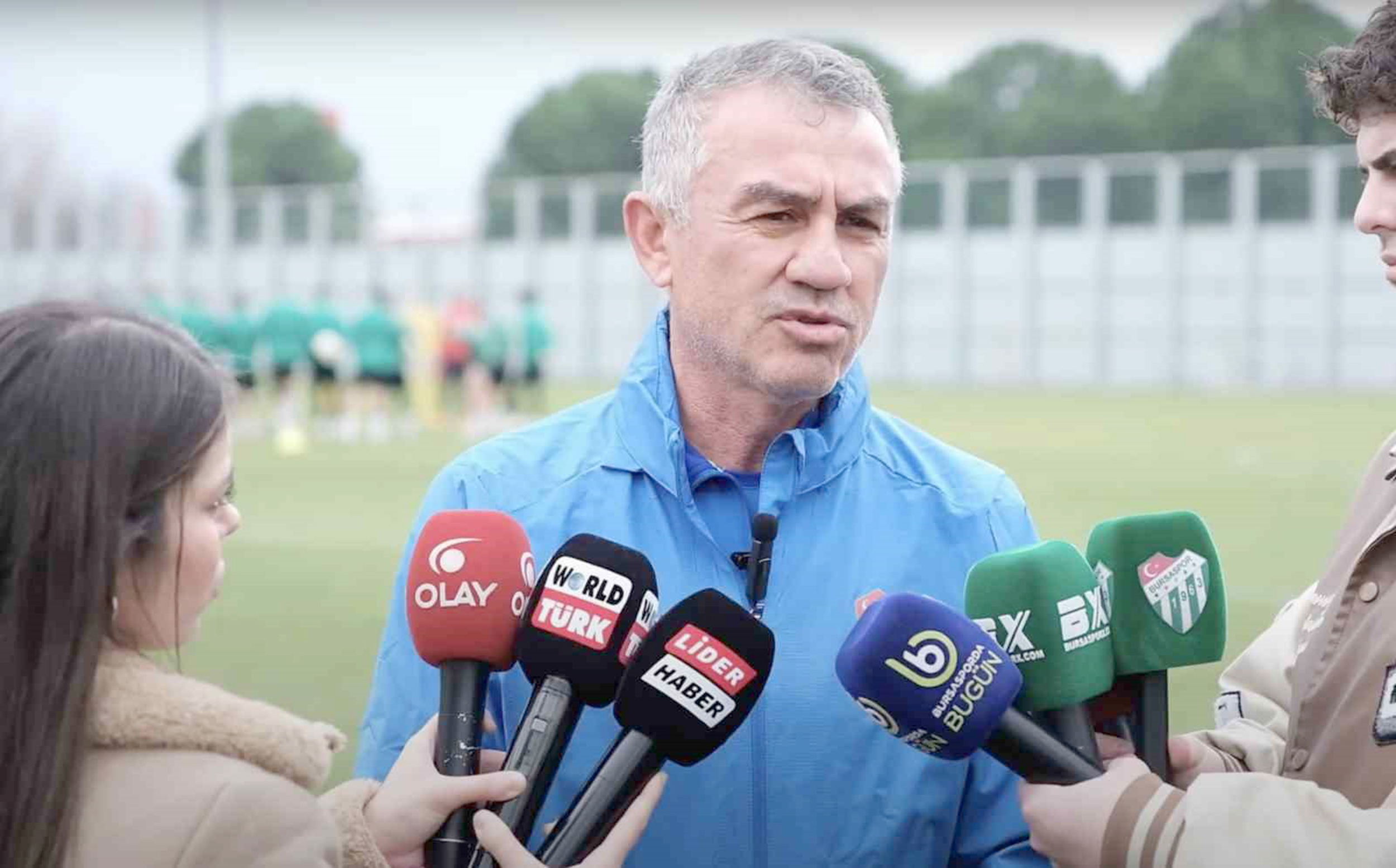 Afyonspor’un bu haftaki rakibi Bursaspor’da Teknik Direktör Ümit Şengül’le yollar