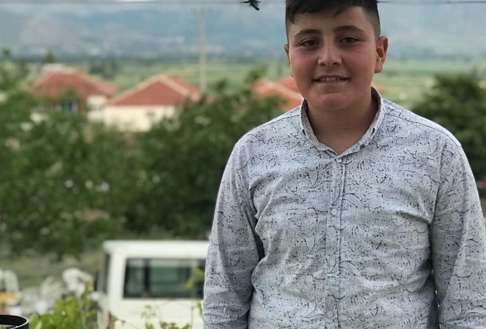 Afyonkarahisar’da yaşanan trafik kazasında 15 yaşındaki çocuk kullandığı motosiklette hayatını
