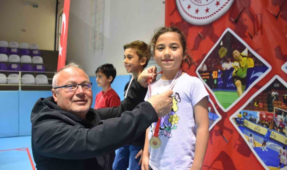 Afyonkarahisar’da, Türkiye Satranç Federasyonu tarafından gerçekleştirilen 23 Nisan Ulusal Egemenlik