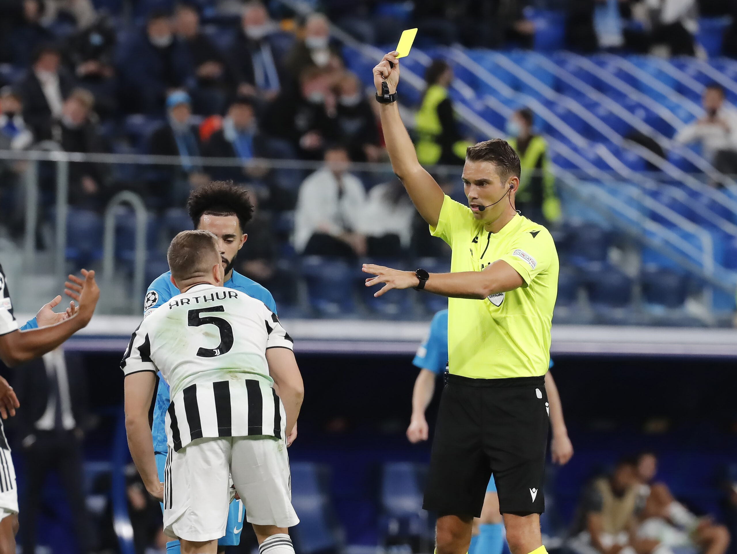 UEFA Avrupa Konferans Ligi çeyrek final ilk maçında Fenerbahçe’nin, deplasmanda