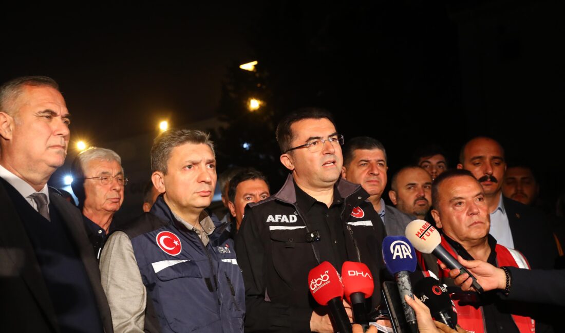 SONDAKİKA AFAD Başkanı Okay Memiş: Heyelan olduğuna dair ilişkin bir tespit
