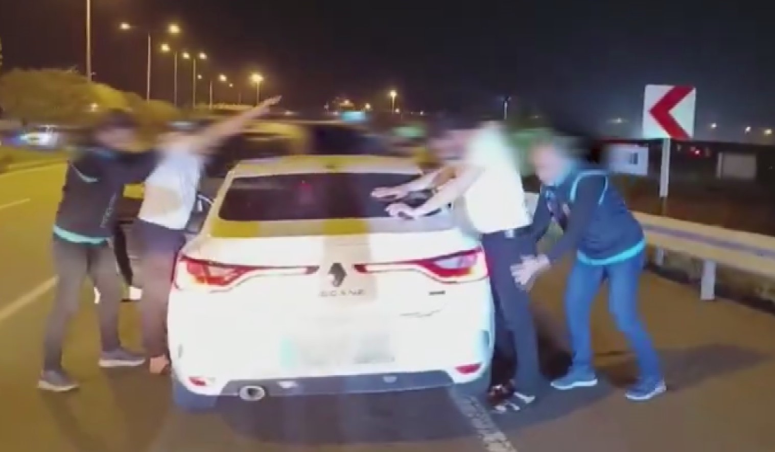 Kayseri’de bir kişiyi evlenme vaadiyle 126 bin TL dolandırdığı tespit