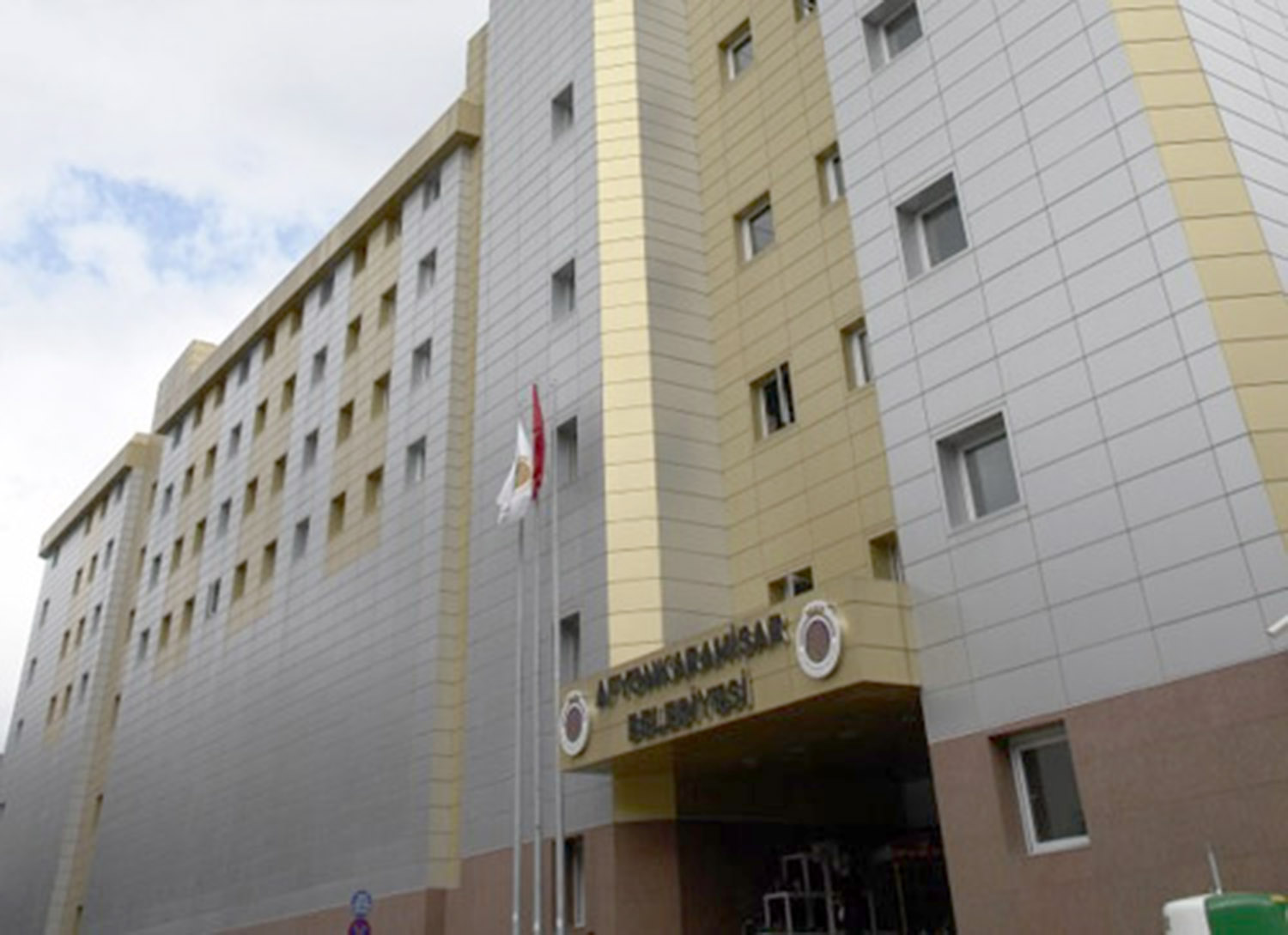 Afyonkarahisar Belediye Başkanı Burcu Köksal, yeni ekibini kurmaya başladı. Bu