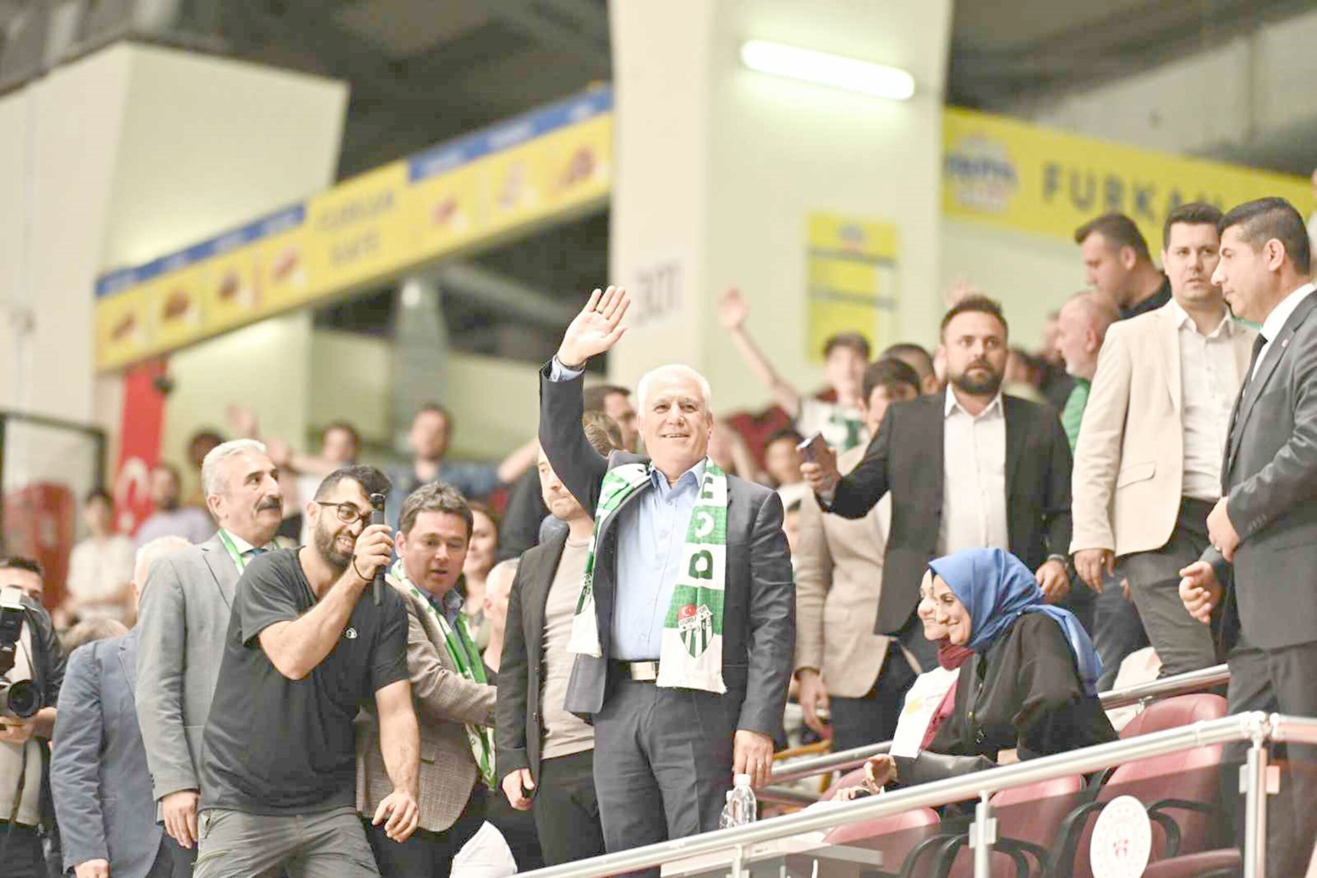 Bursa Büyükşehir Belediye Başkanı Mustafa Bozbey, Bursaspor İnfo Yatırım-Manisa BBSK