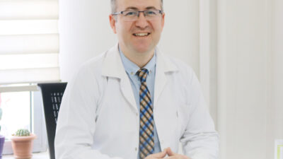 Özel Fuar Hastanesi Fizik Tedavi ve Rehabilitasyon Uzmanı Doç. Dr.