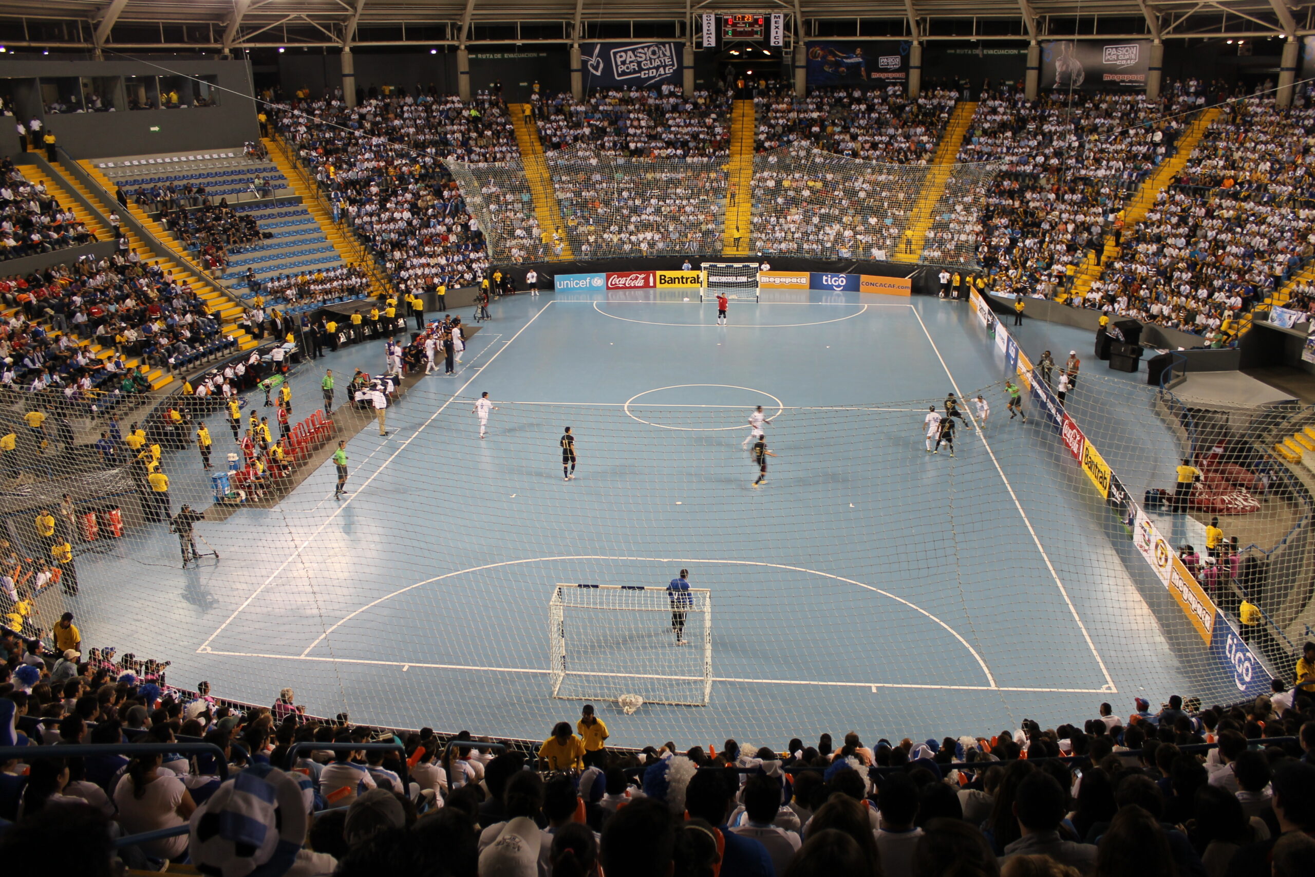 Afyonkarahisar Çayırbağ Gazi Ortaokulu Yıldız Kız Futsal Takımı, 15-18 Nisan