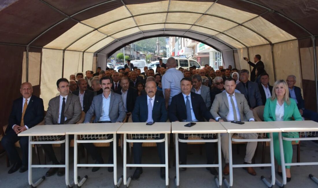 MHP İl Teşkilatı tarafından düzenlenen bayramlaşma töreninde konuşan MHP Afyonkarahisar