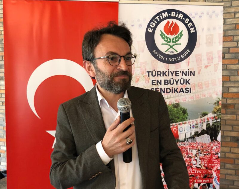 Eğitim Bir-Sen Afyonkarahisar 1 nolu Şube divan toplantısında konuşan Eğitim