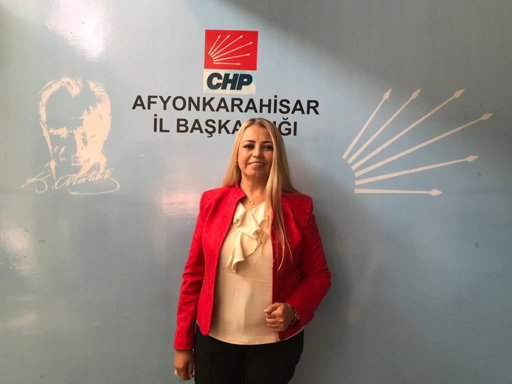 Afyonkarahisar Cumhuriyet Halk Partisi’nde sürpriz bir gelişme! Kadın Kolları İl