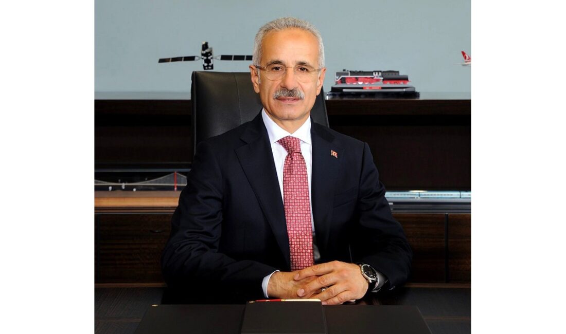 Ulaştırma ve Altyapı Bakanı Abdulkadir Uraloğlu, yarın Afyonkarahisar’da temaslarda bulunacak.