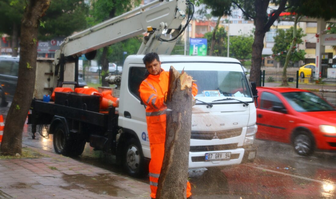 Meteoroloji Bölge Müdürlüğü’nün kuvvetli yağış ve fırtına uyarısıyla birlikte teyakkuza