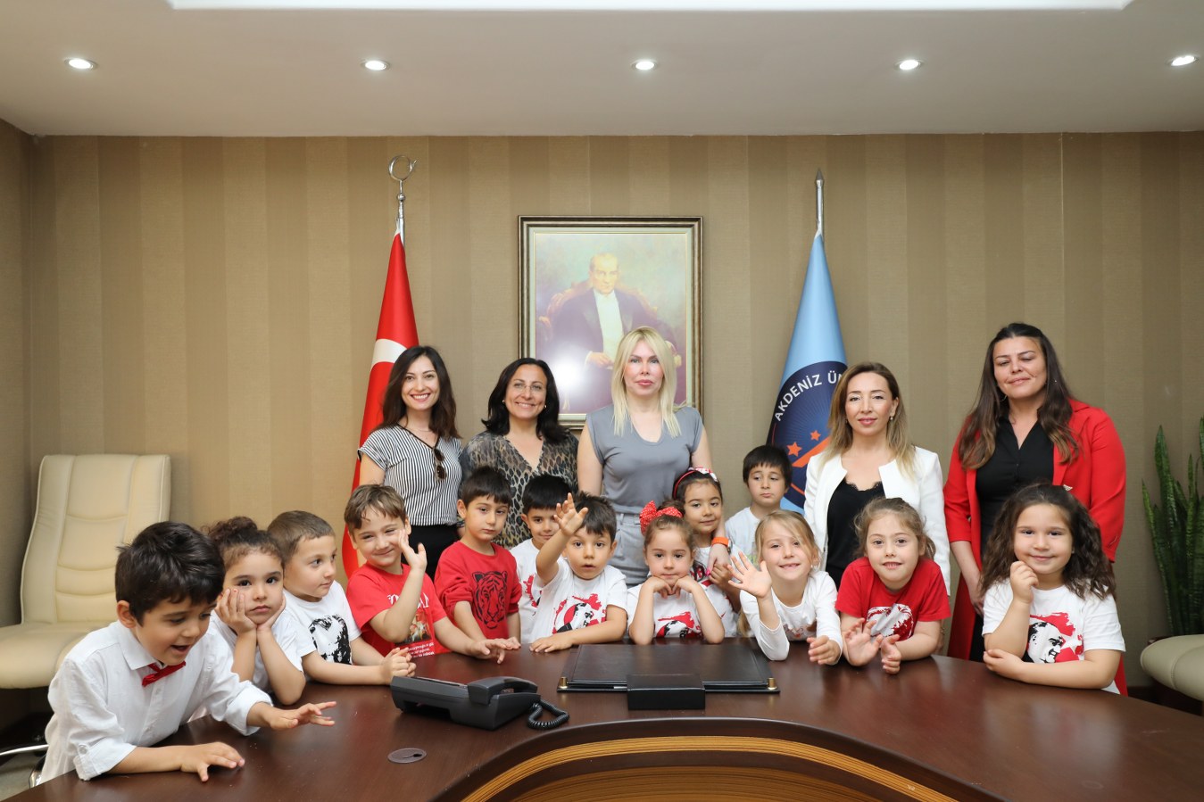 Akdeniz Üniversitesi Rektörü Prof. Dr. Özlenen Özkan, 23 Nisan Ulusal