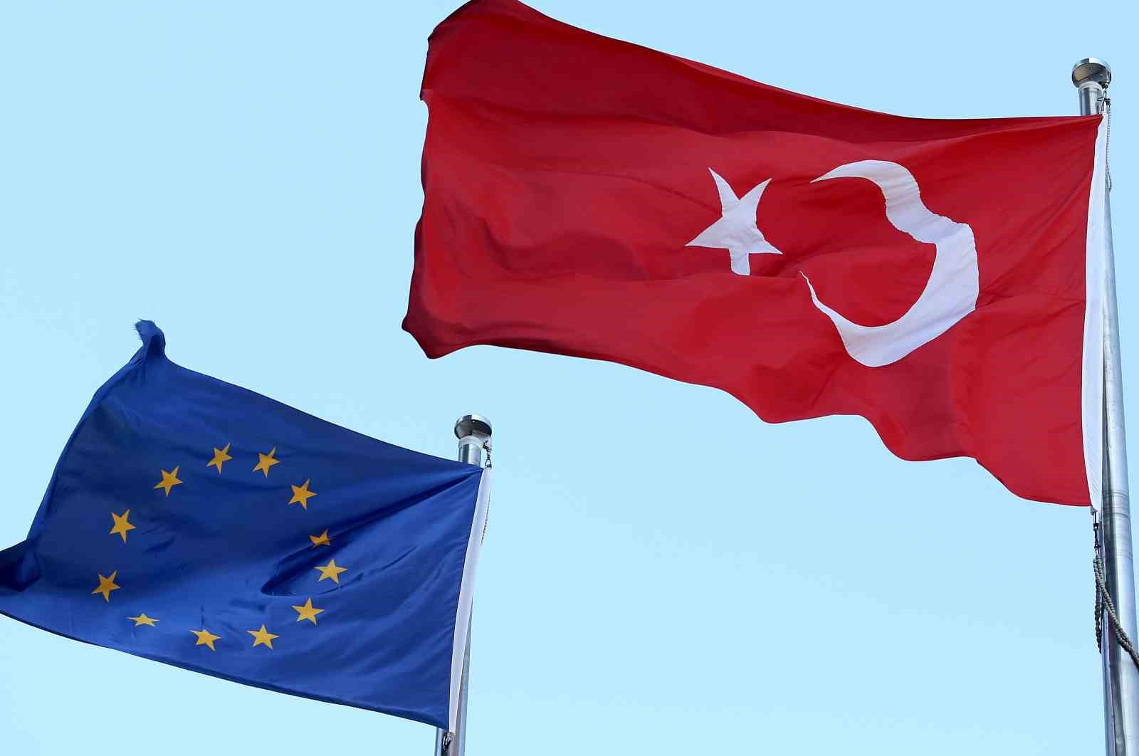 BELÇİKA'DA DÜZENLENEN AVRUPA BİRLİĞİ (AB) ZİRVESİNİN SONUÇ BİLDİRİSİNDE TÜRKİYE İLE