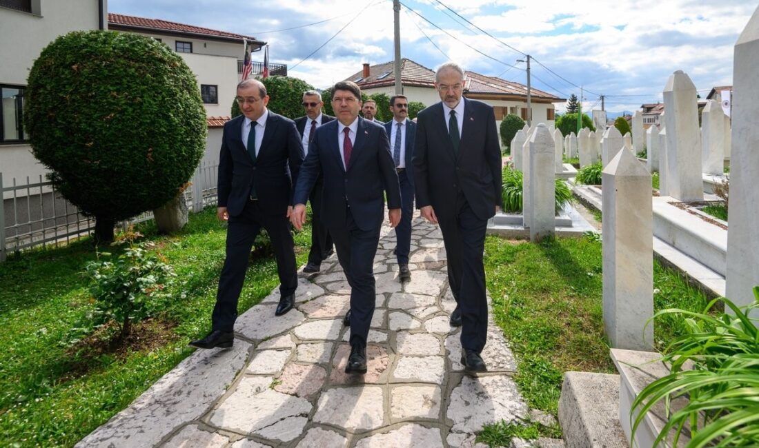 Adalet Bakanı Yılmaz Tunç, Bosna Hersek’in ilk Cumhurbaşkanı Aliya İzzetbegoviç’in