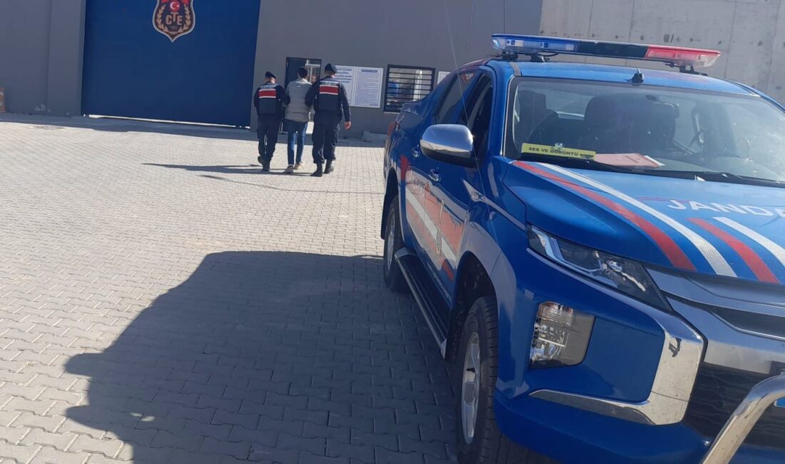 Afyonkarahisar’da İl Jandarma Komutanlığı ekipleri 19 yıl 9 ay 15
