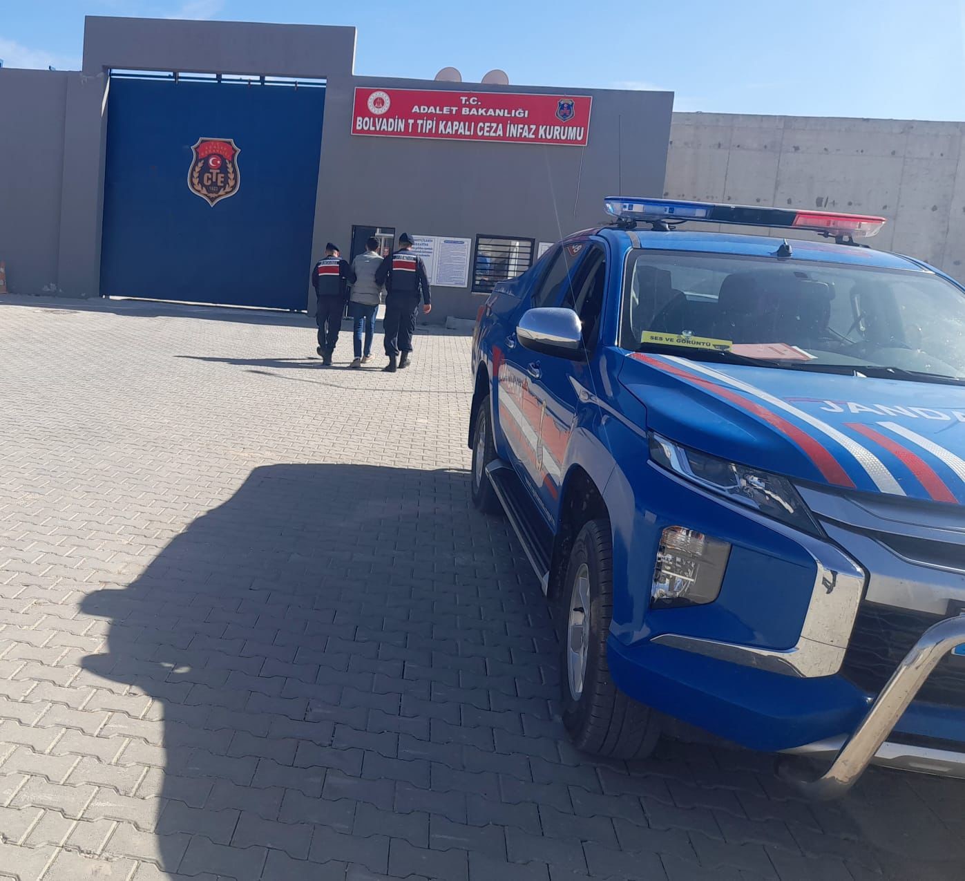Afyonkarahisar’da İl Jandarma Komutanlığı ekipleri 19 yıl 9 ay 15