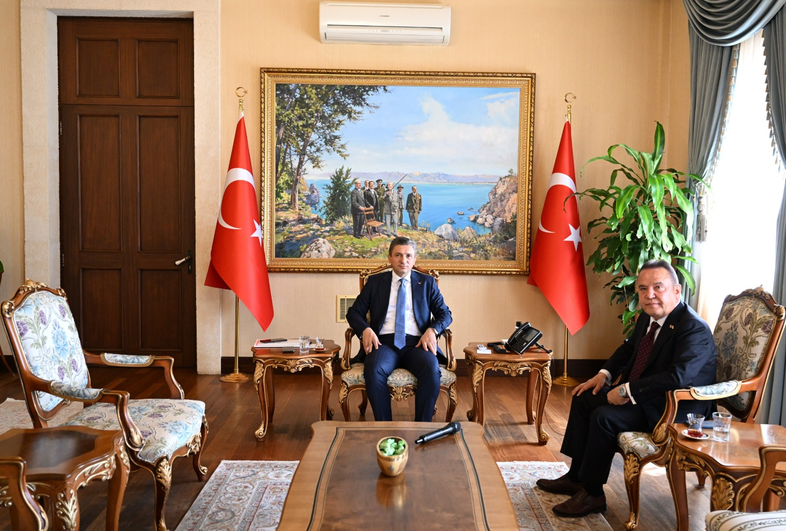 Antalya Büyükşehir Belediye Başkanı Muhittin Böcek, 31 Mart yerel seçimlerinin