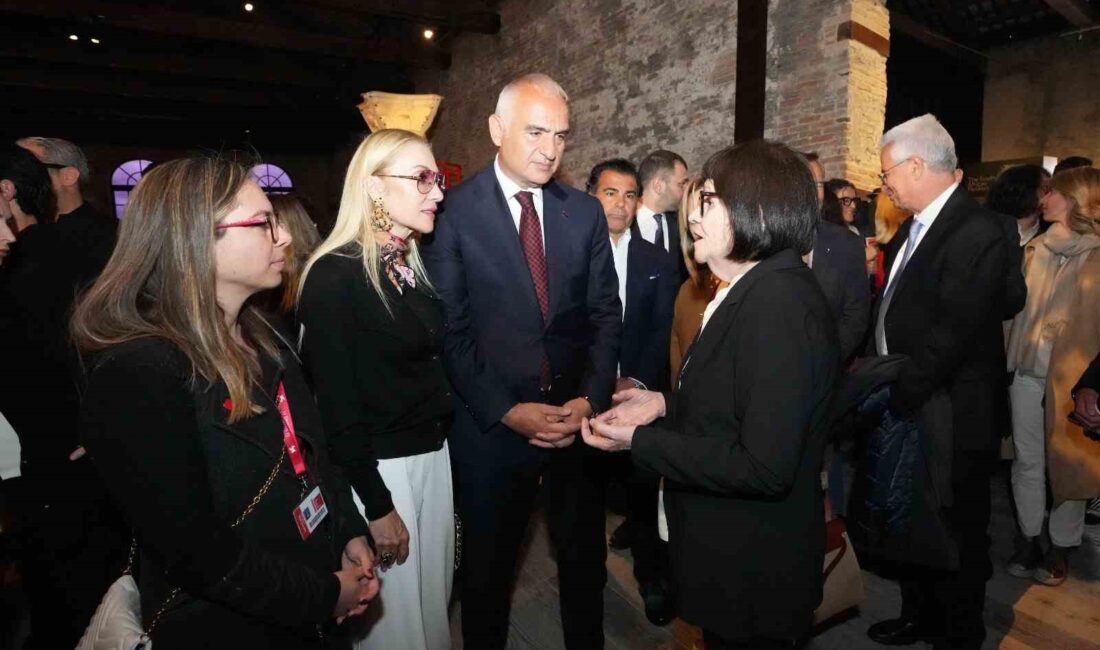 İtalya’da düzenlenen Venedik Bienali’nde Türkiye Pavyonu’nun açılışını gerçekleştiren Kültür ve