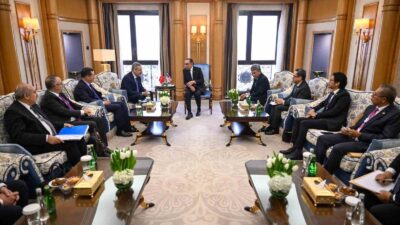 Dışişleri Bakanı Hakan Fidan, Suudi Arabistan ziyareti çerçevesinde Malezya Başbakanı