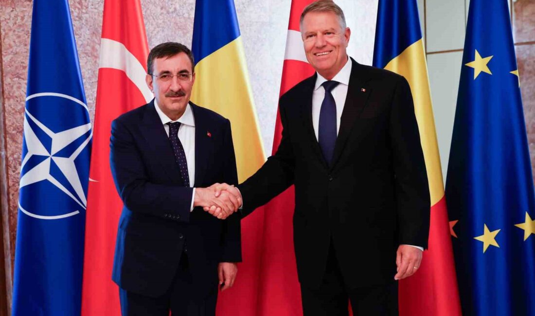 Cumhurbaşkanı Yardımcısı Cevdet Yılmaz, çeşitli temaslarda bulunmak üzere geldiği Romanya’da