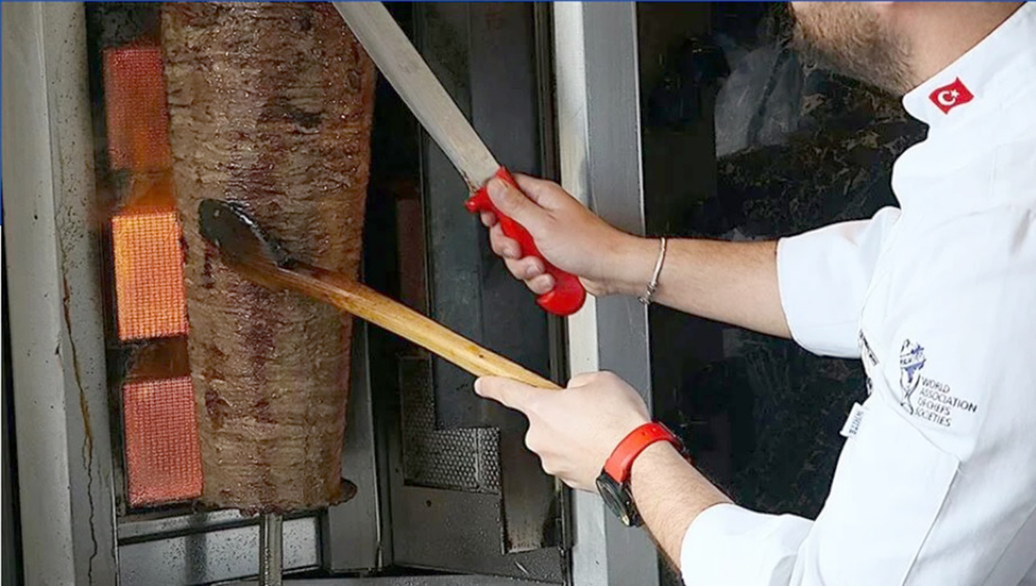 Türk mutfağı denilince akla gelen ilk lezzetlerden dönerin “geleneksel ürün