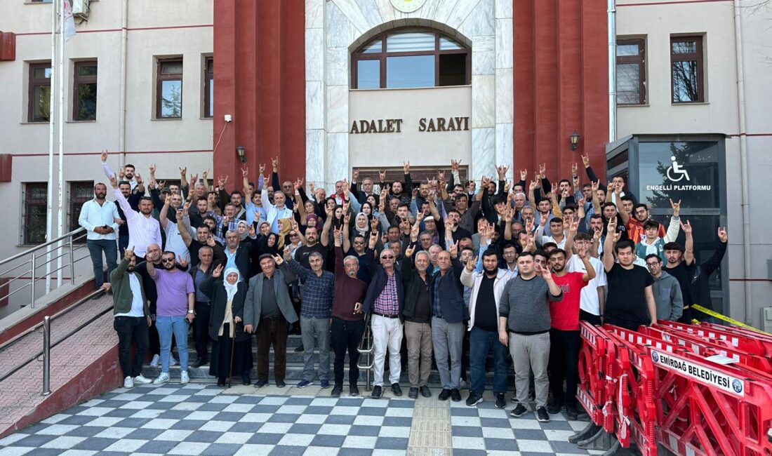 Afyonkarahisar’ın Emirdağ ilçesinde, belediye başkanlığı seçiminde sandıklardan çıkan tüm oyların