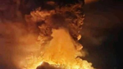 Endonezya’daki Ruang Yanardağı’nda meydana gelen patlamanın ardından 838 kişi evlerinden