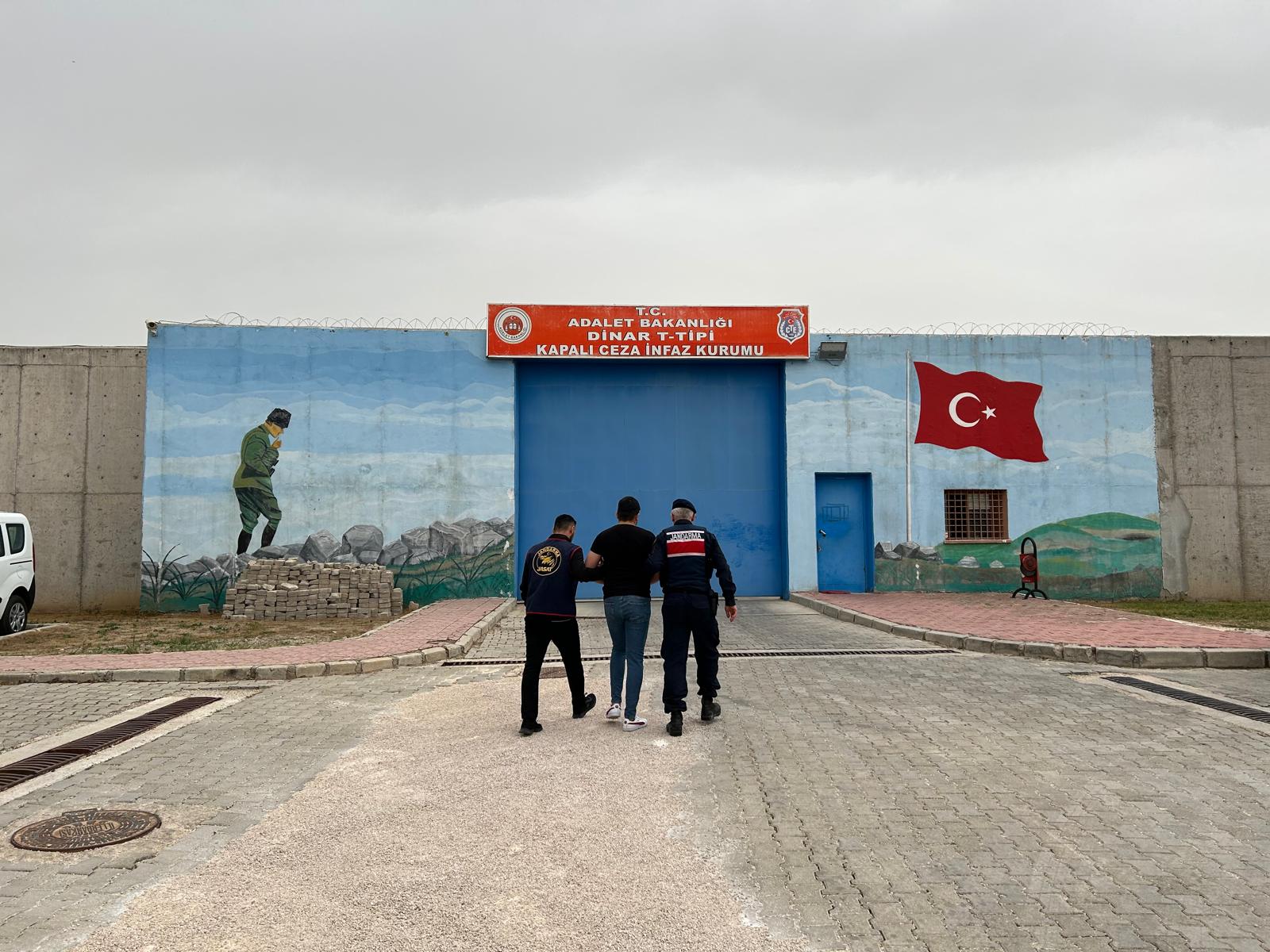 Afyonkarahisar İl Jandarma Komutanlığı tarafından, aranan şahısların yakalanması amacıyla yapılan