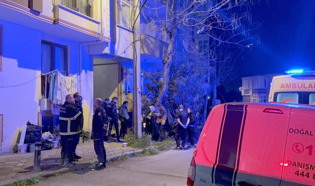   Kocaeli’nin Darıca ilçesinde 4 katlı binanın giriş dairesinde kombi