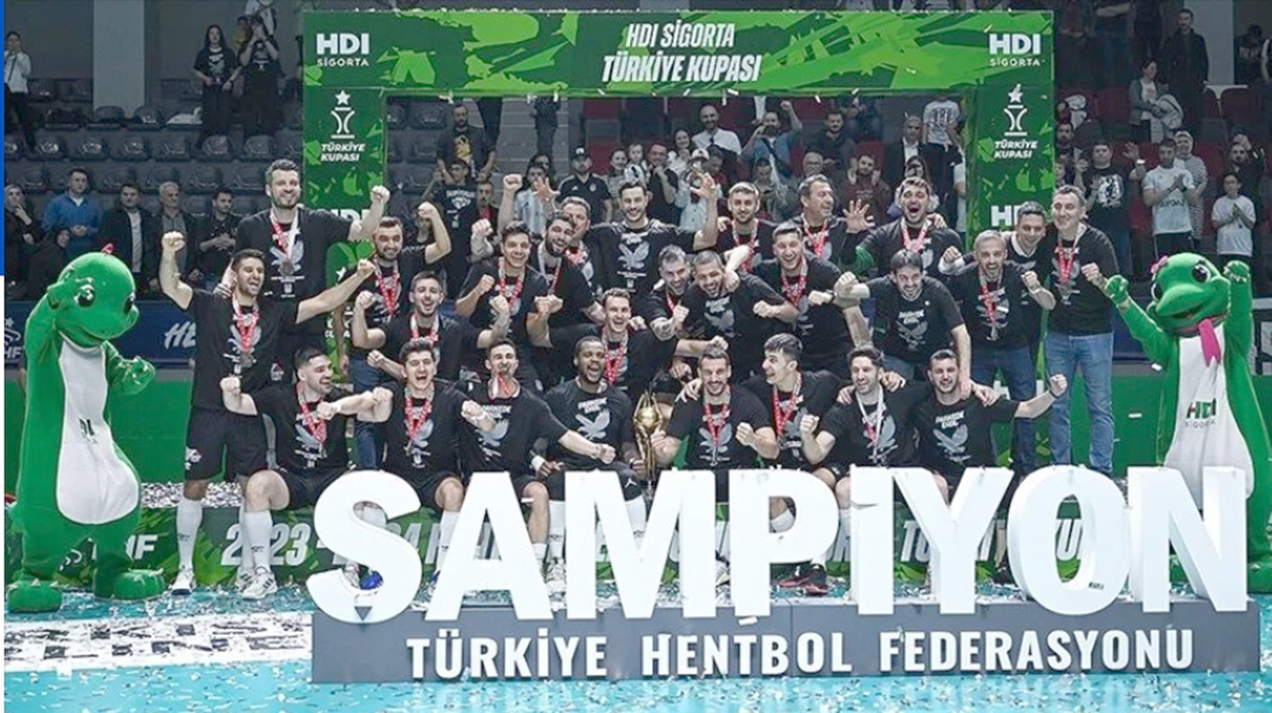 Hentbolda HDI Sigorta Erkekler Türkiye Kupası’nı final maçında Spor Toto’yu