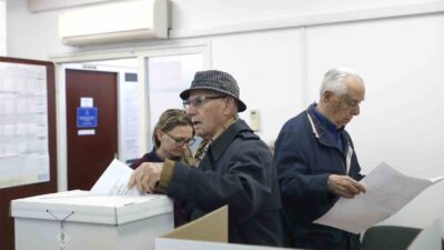 Hırvatistan’da gerçekleştirilen parlamento seçimlerinde sandık çıkış anketlerine göre hiçbir parti