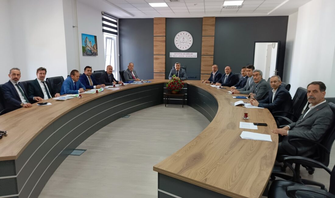 Afyonkarahisar İl Milli Eğitim Müdürü Miraç Sünnetci, Afyonkarahisar’da eğitim alanında
