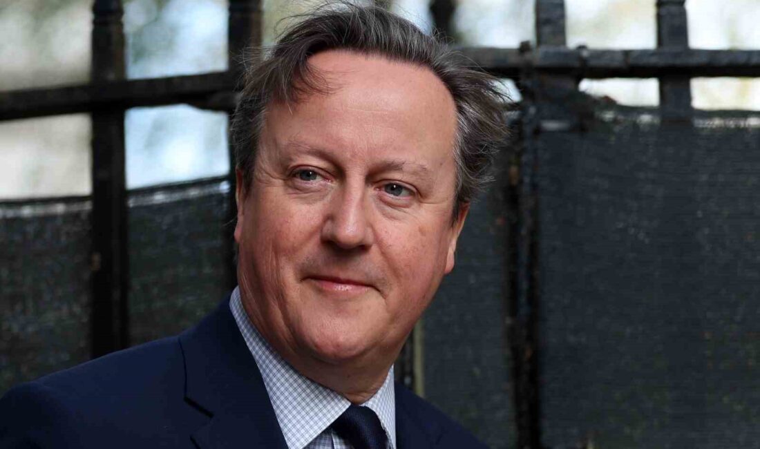 İngiltere Dışişleri Bakanı David Cameron, esirlerin serbest bırakılması karşılığında Hamas’a