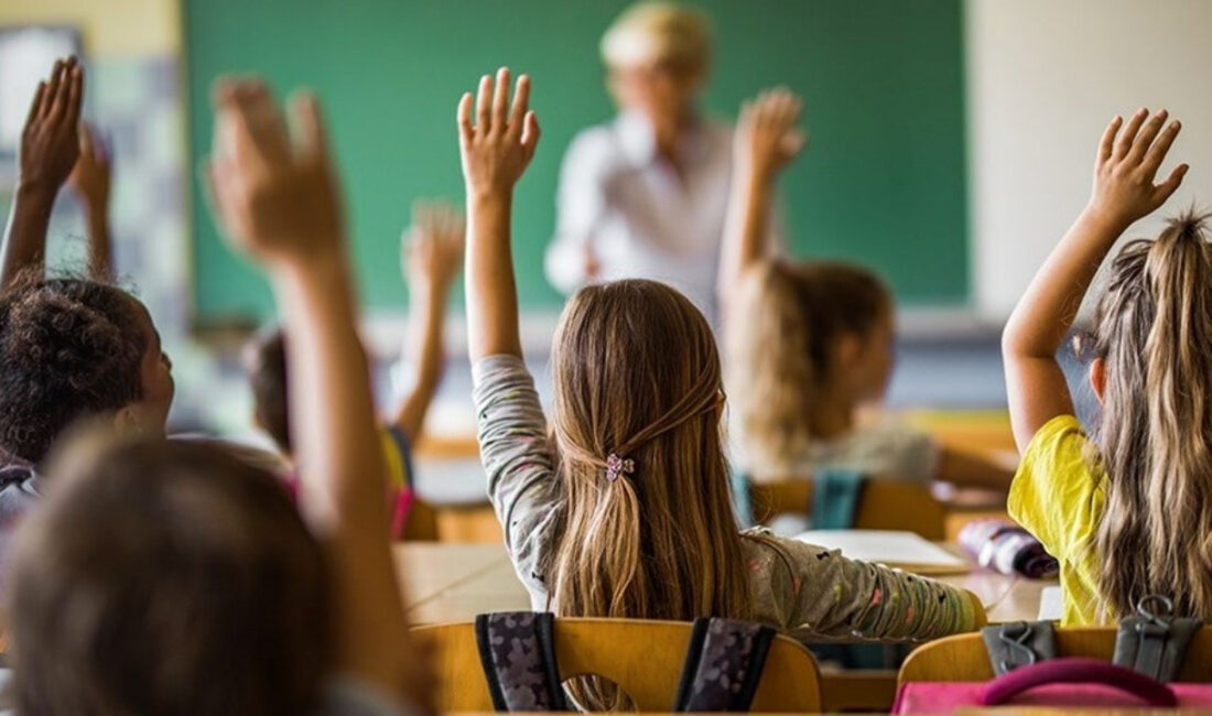 Milli Eğitim Bakanlığı’nca, tüm öğretim kademelerindeki zorunlu derslere ait “Türkiye