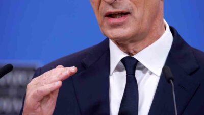 NATO Genel Sekreteri Jens Stoltenberg, “NATO savunma bakanları, Ukrayna’ya hava