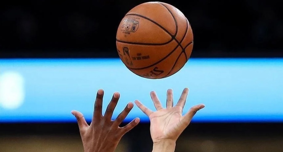 Amerikan Basketbol Ligi’nde (NBA) Golden State Warriors, deplasmanda Houston Rockets’ı