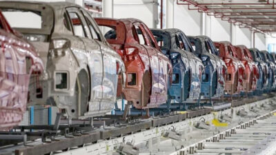 Otomotiv sektörü temsilcileri geçen ay 3,2 milyar dolarlık ihracat yaptı.