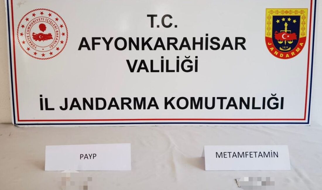 Afyonkarahisar’da jandarma ekipleri, Suriye uyruklu uyuşturucu satıcısı yakaladı. Afyonkarahisar İl