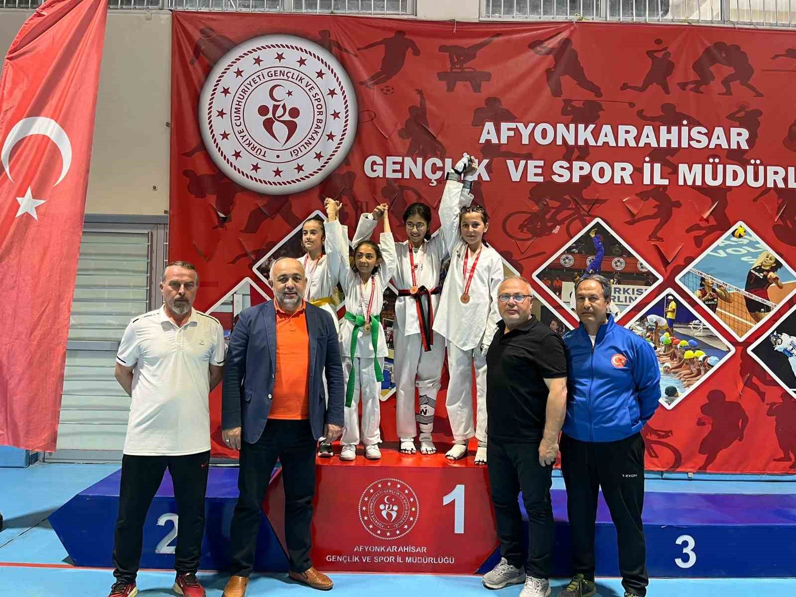 Afyonkarahisar, 23 Nisan Egemenlik Haftası coşkusunu Taekwondo İl Şampiyonası’yla doruğa