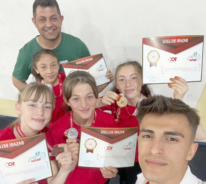 Tekirdağ’da heyecanla gerçekleştirilen Yıldızlar Okullararası Türkiye Şampiyonası’nda Afyonkarahisar’daki Taşoluk Fatih
