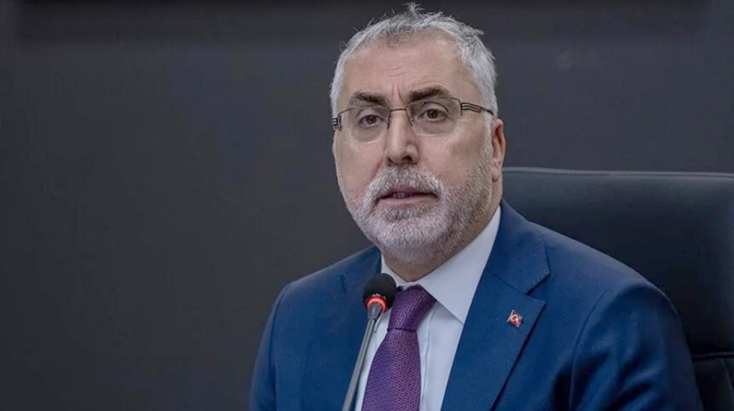 Çalışma ve Sosyal Güvenlik Bakanı Vedat Işıkhan, “Tüm belediyelerimize, kurumlarımıza