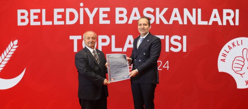 Yeniden Refah Partisi hafta sonu Türkiye genelinde seçilen belediye başkanlarıyla