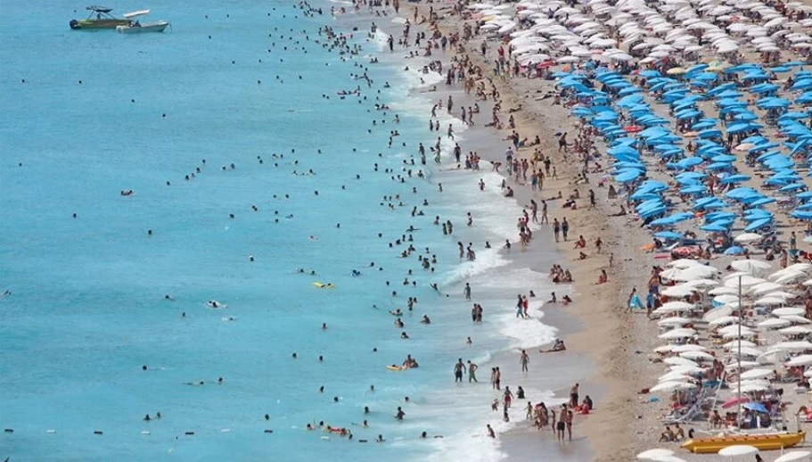 Yerli turistlerin geçen yıl yaptığı seyahat harcamaları, bir önceki yıla