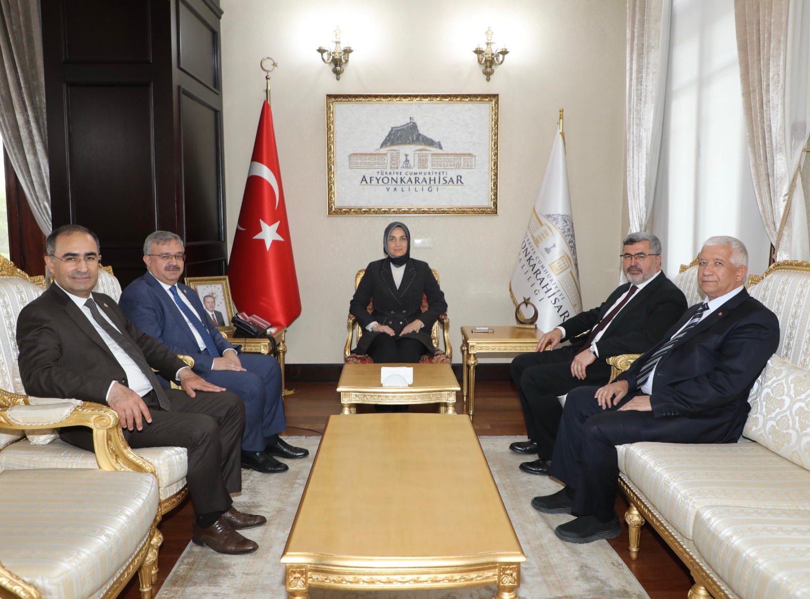 AK Parti Afyonkarahisar İl Başkanı Hüseyin Menteş ve AK Parti